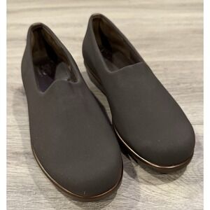 NEW SAS Tripad Comfort Shoes Women 7.5W Bliss SlipOn Loafers Brown Wedge Comfort